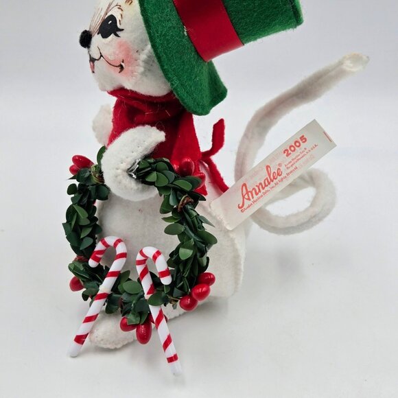 Annalee 2005 Christmas Mouse Green Hat Candy Canes Read - Picture 8 of 16